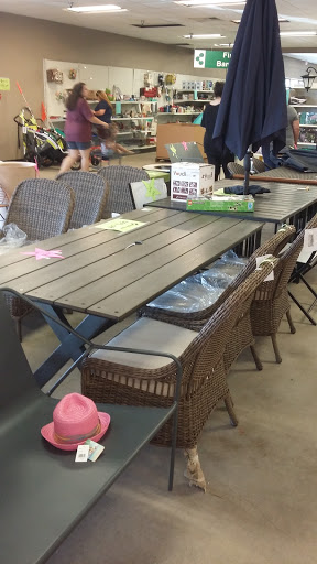 Discount Store «Bargain Hunt», reviews and photos, 250 John W Morrow Jr Pkwy #100, Gainesville, GA 30501, USA