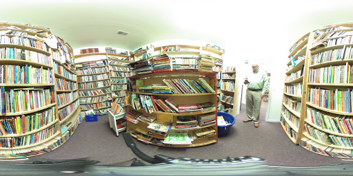 Used Book Store «R & B Used Books», reviews and photos, 12830 Saginaw Rd # F, Grand Blanc, MI 48439, USA