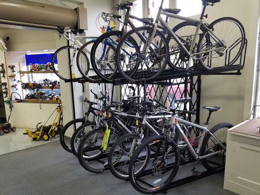 Pawn Shop «Silver Lining Jewelry & Loan», reviews and photos, 2122 NE Sandy Blvd, Portland, OR 97232, USA