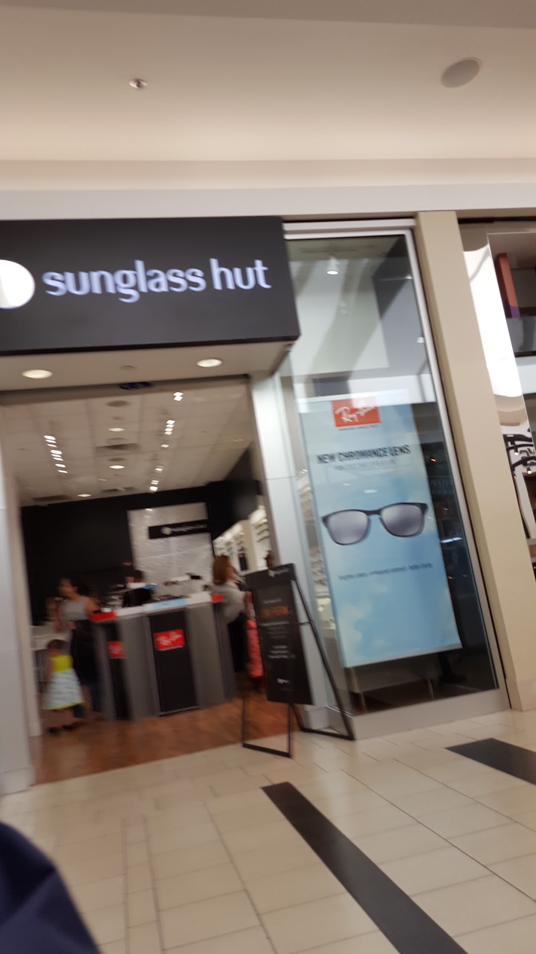 Sunglass Hut