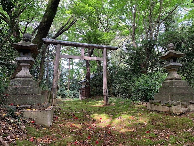 八柱神社