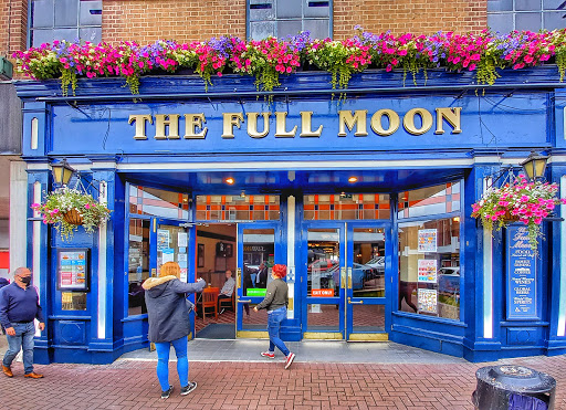 The Full Moon - JD Wetherspoon