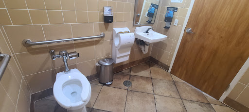 Bakery «Krispy Kreme Doughnuts», reviews and photos, 1400 McFarland Blvd E, Tuscaloosa, AL 35405, USA