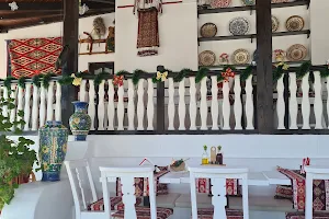 Restaurant Traditional Romanesc image