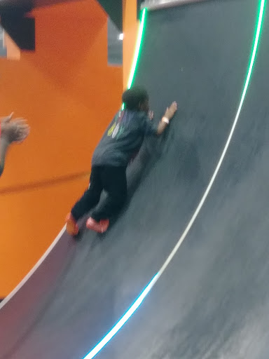 Amusement Center «Sky Zone Trampoline Park», reviews and photos, 14181 S Tamiami Trail #140, Fort Myers, FL 33912, USA