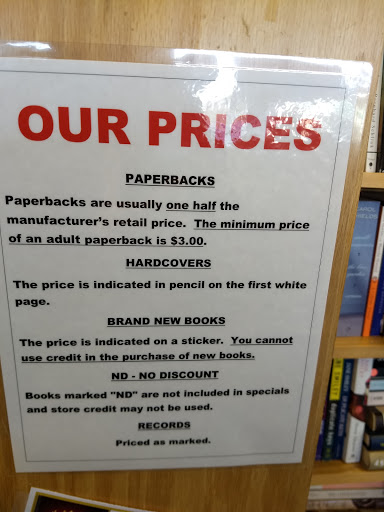 Used Book Store «Cornerstone Used Books», reviews and photos, 22 S Villa Ave, Villa Park, IL 60181, USA