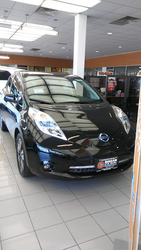 Car Dealer «Nissan of St. Charles», reviews and photos, 2535 E Main St, St Charles, IL 60174, USA