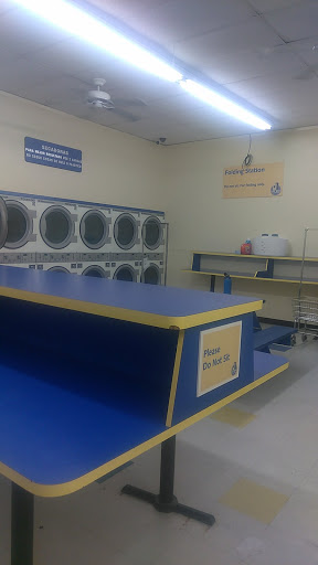Laundromat «The Lost Sock Laundromat», reviews and photos, 763 W Blaine St, Riverside, CA 92507, USA