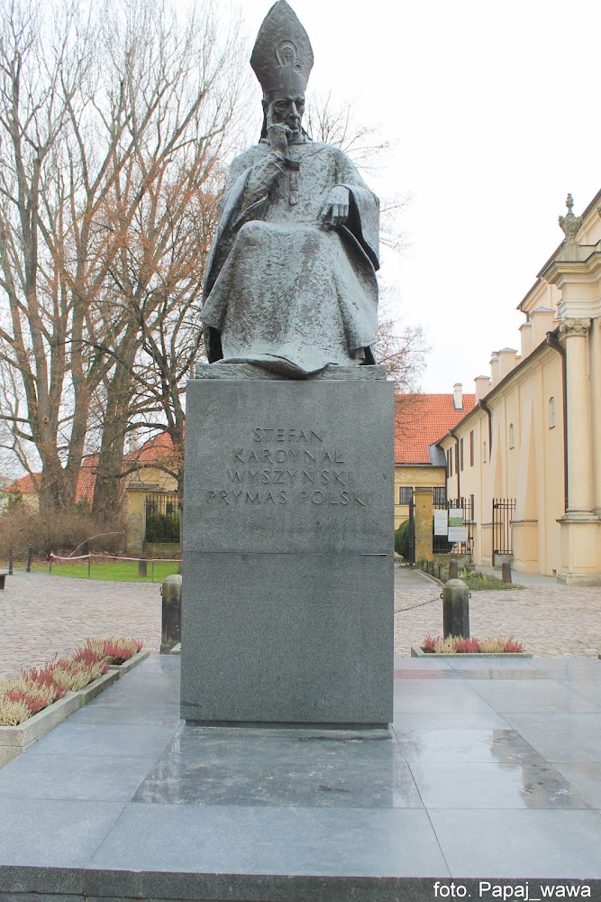 Statue of Wyszynski