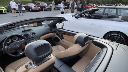 Shopping Mall «Village Centre», reviews and photos, 776 Walker Rd, Great Falls, VA 22066, USA