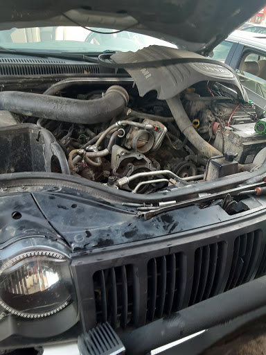 Auto Repair Shop «Dix Auto Clinic», reviews and photos, 18809 Dix Rd, Melvindale, MI 48122, USA