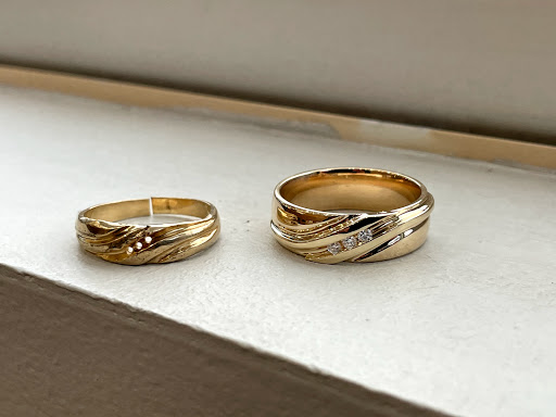 Jewelry Store «Edward Warren Jewelers», reviews and photos, 1610 Cross Creeks Blvd, Pickerington, OH 43147, USA