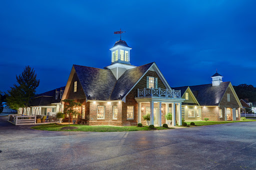 Furniture Store «The Shops at Carolina Furniture of Williamsburg», reviews and photos, 5425 Richmond Rd, Williamsburg, VA 23188, USA