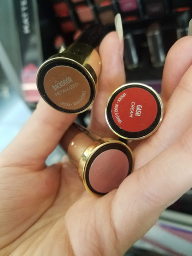 Cosmetics Store «SEPHORA», reviews and photos, 3000 184th St SW #302, Lynnwood, WA 98037, USA