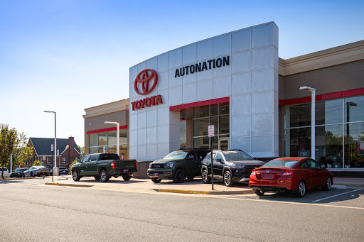 Toyota Dealer «AutoNation Toyota Leesburg», reviews and photos, 1 Cardinal Park Dr SE, Leesburg, VA 20175, USA