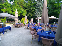 Atmosphère du Restaurant français Les Jardins de la Vieille Fontaine à Maisons-Laffitte - n°13