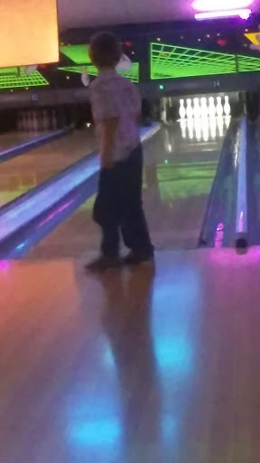 Bowling Alley «Classic Bowl», reviews and photos, 1867 N Circle Dr, Colorado Springs, CO 80909, USA