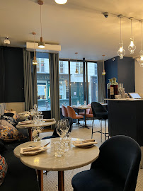 Atmosphère du Restaurant français Pouliche - Amandine Chaignot à Paris - n°2