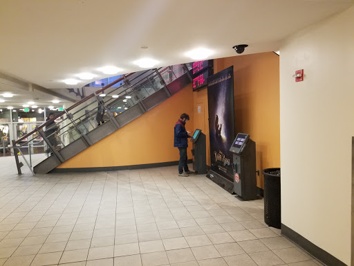 Movie Theater «Regal Cinemas Fenway 13 & RPX», reviews and photos, 201 Brookline Ave, Boston, MA 02215, USA