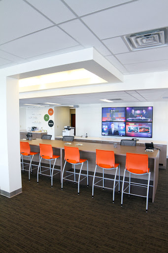 Used Car Dealer «TruWorth Auto - Carmel, IN», reviews and photos, 3006 E 96th St, Indianapolis, IN 46240, USA