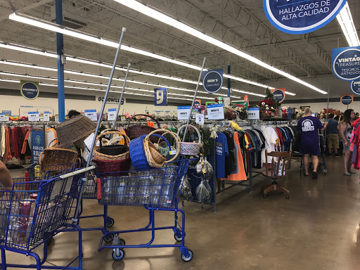 Thrift Store «7th & Bell Goodwill Retail Store & Donation Center», reviews and photos, 17037 N 7th Ave, Phoenix, AZ 85023, USA