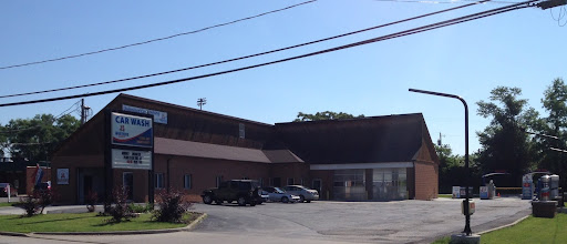 Car Wash «Wash Works Express Car Wash», reviews and photos, 3385 Manchester Rd, Akron, OH 44319, USA