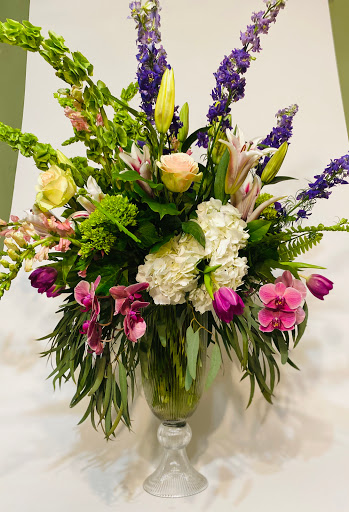 Florist «Artistic Flowers», reviews and photos, 610 W Solomon St, Griffin, GA 30223, USA