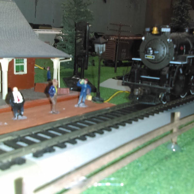 Johnsons model train repair