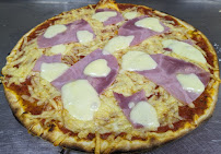 Pizza du Pizzeria DISTRIBUTEUR A PIZZA LA SPÉCIALE 24/24 7/7 à Lambesc - n°19