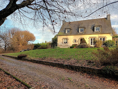 Laury PEGE - Ostéopathe - Lannion - Caouennec à Caouënnec-Lanvézéac