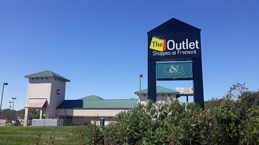 Outlet Mall «The Outlet Shoppes At Fremont», reviews and photos, 6245 N Old 27, Fremont, IN 46737, USA