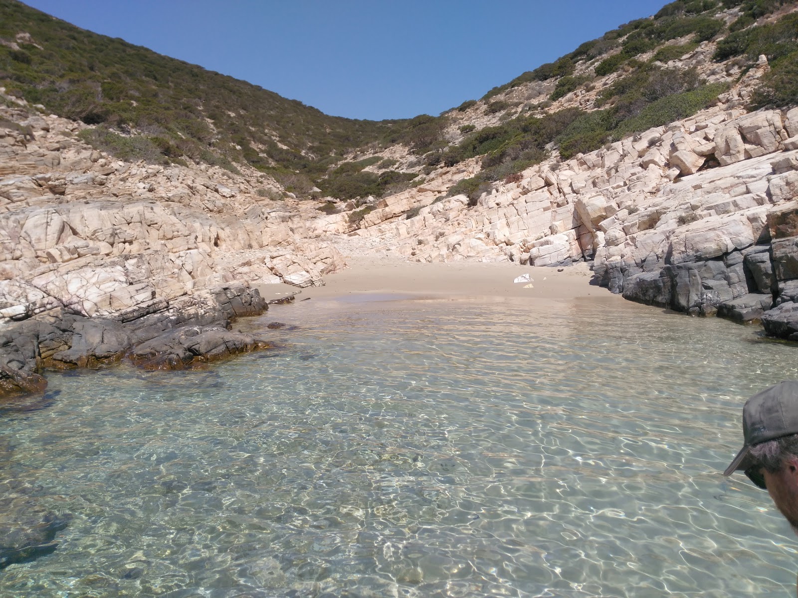Foto di Mafalda Beach con più baie piccole