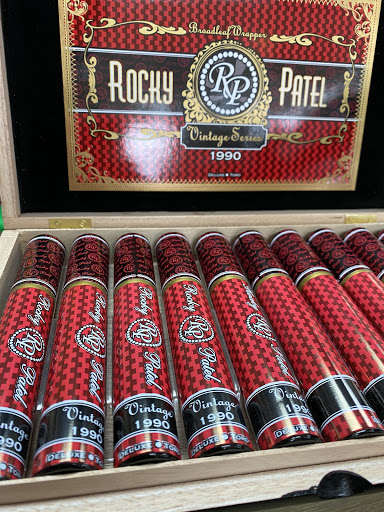 Tobacco Shop «Hickory Grove Discount Tobacco», reviews and photos, 7008 E W.T. Harris Blvd #23, Charlotte, NC 28215, USA