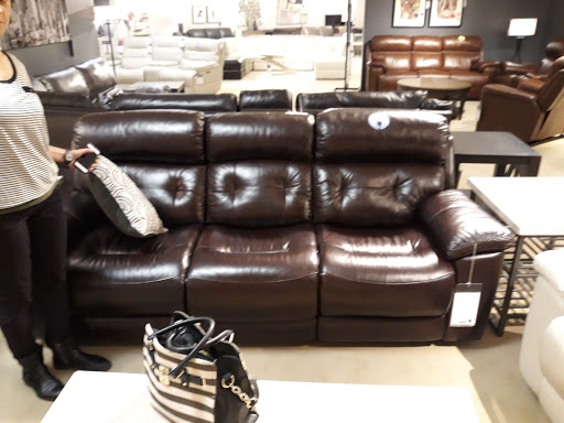 Furniture Store «Star Furniture», reviews and photos, 14051 I-35, Pflugerville, TX 78660, USA