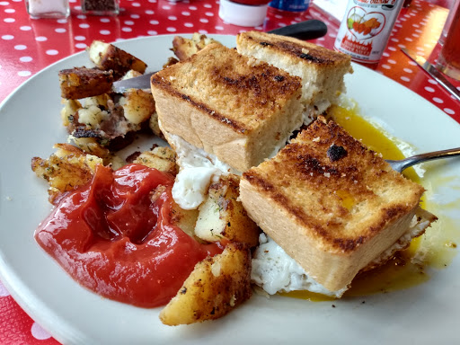 Vegetarian Restaurant «Longbranch Cafe and Bakery», reviews and photos, 100 E Jackson St, Carbondale, IL 62901, USA