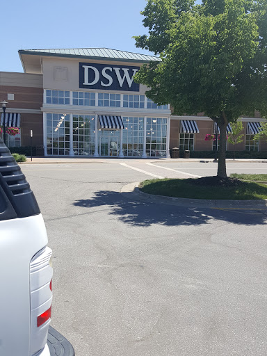 DSW Designer Shoe Warehouse, 6905 Mills Civic Pkwy, West Des Moines, IA 50266, USA, 