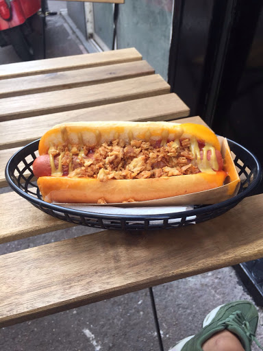 SIMPLE hot dog