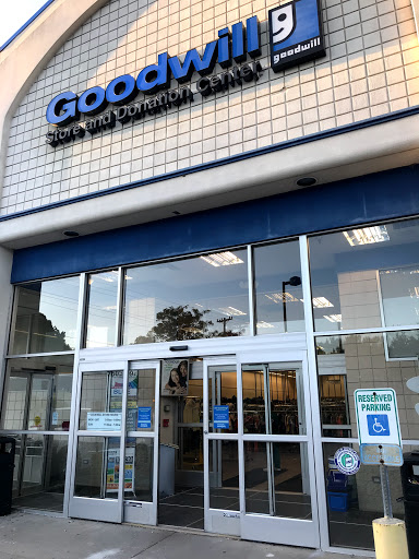 Thrift Store «Goodwill», reviews and photos, 4101 Gibsonia Rd, Gibsonia, PA 15044, USA