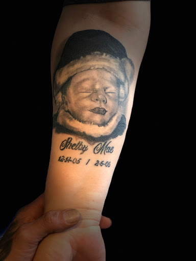 Tattoo Shop «PAS Tattoos», reviews and photos, 1735 E Ohio Pike, Amelia, OH 45102, USA