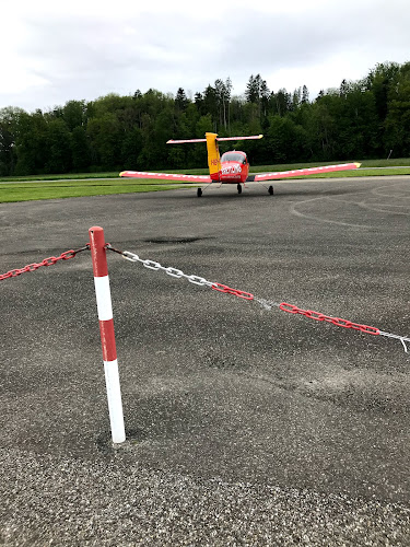 Parkplatz Schwimmbad - Parkhaus