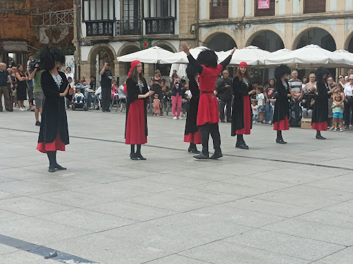 Imagen del negocio Agrupación Folklórica Sabugo ¡Tente Firme! en Avilés, Asturias