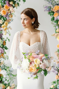 Denae Brennan Events | Wedding Planner Minneapolis, Minnesota - Photo 7 - Car repair in , Minneapolis