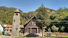 Iglesia De Cuarrehue