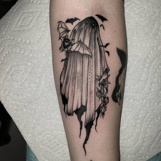 Tattoo Shop «East Providence Tattoo», reviews and photos, 2399 Pawtucket Ave, East Providence, RI 02914, USA