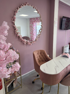 Le Salon Rose (Yasmina Beauty Academy) à Montgeron