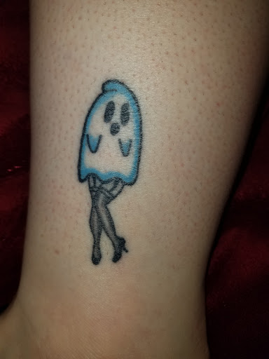 Tattoo Shop «Skin Prints Studio», reviews and photos, 403 S Farwell St, Eau Claire, WI 54701, USA