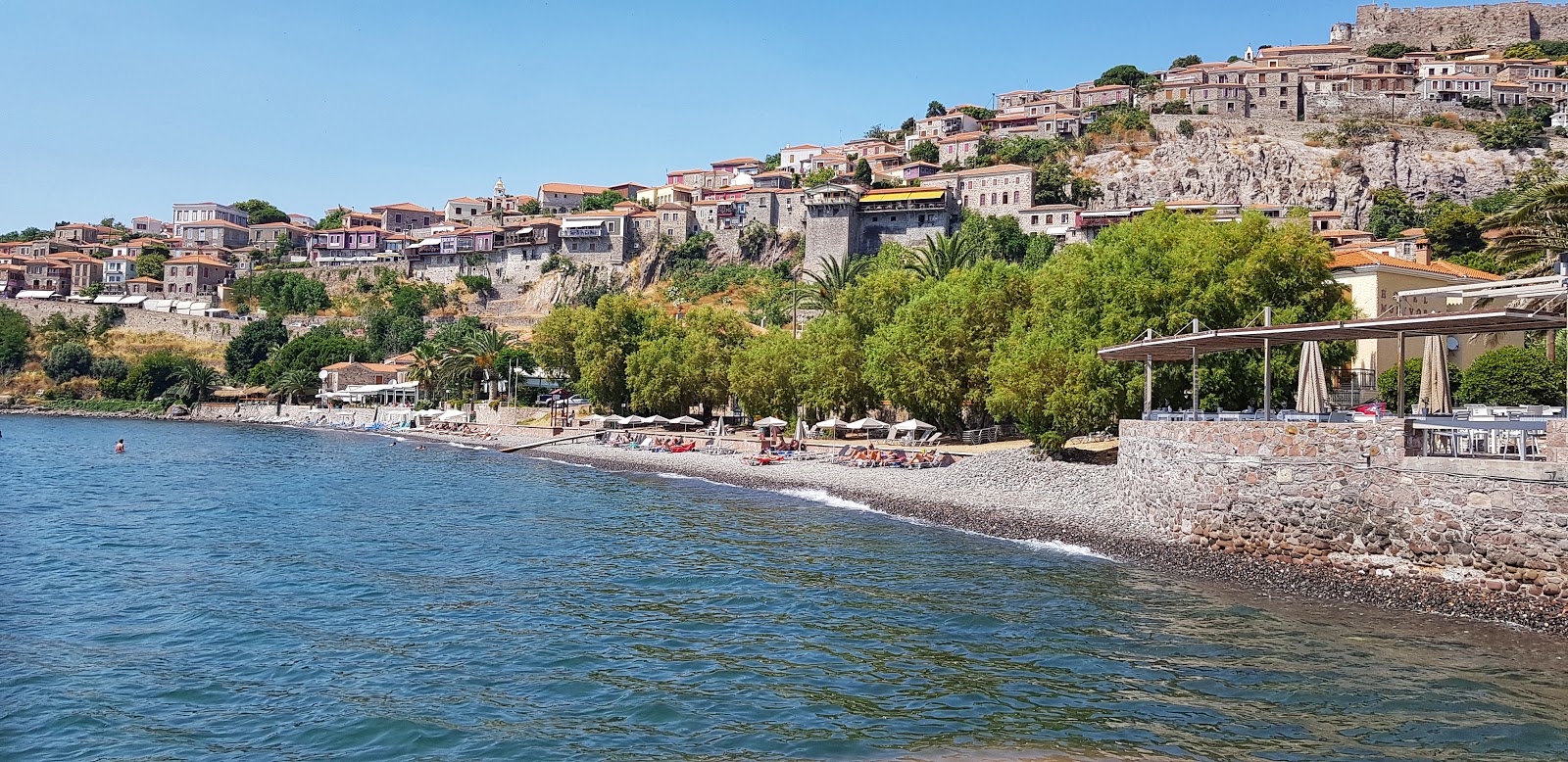 Foto von Delfinia beach II mit geräumige bucht