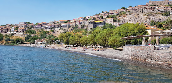 Delfinia beach II