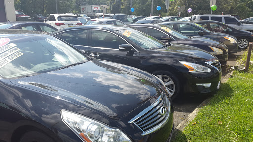 Used Car Dealer «Luxury Unlimited Auto Sales Inc.», reviews and photos, 2907 Old Lincoln Hwy, Trevose, PA 19053, USA