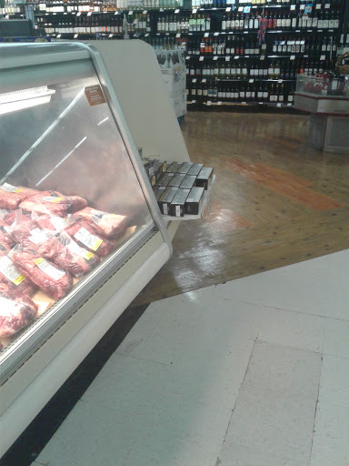 Grocery Store «Winn-Dixie», reviews and photos, 604 Crandon Blvd, Key Biscayne, FL 33149, USA